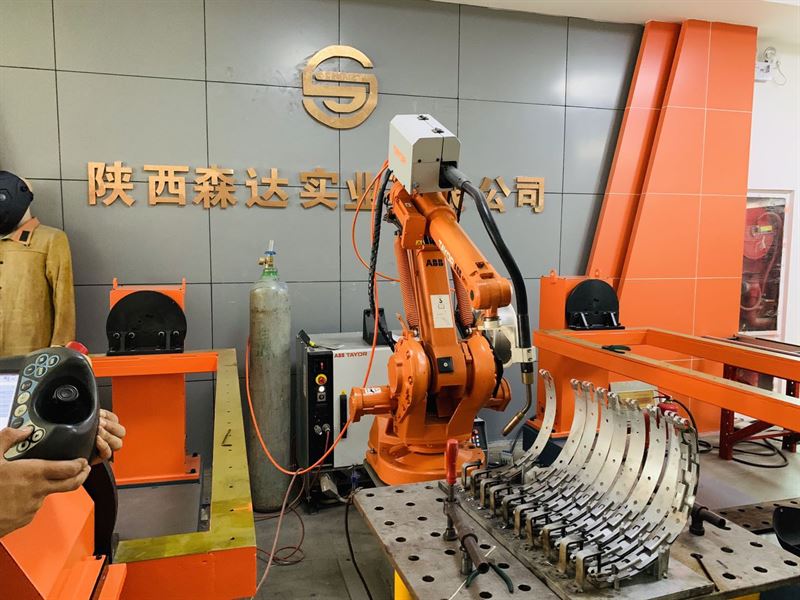 西安森達(dá)焊接機(jī)器人長(zhǎng)時(shí)間停機(jī)再次啟動(dòng)時(shí)的注意事項(xiàng)說明 西安森達(dá)焊接機(jī)器人長(zhǎng)時(shí)間停機(jī)再次啟動(dòng)時(shí)的注意事項(xiàng)說明